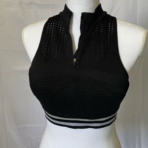 Black sports bra